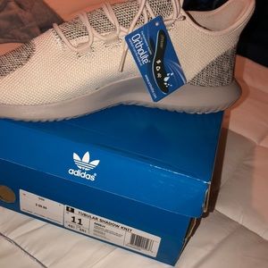 Tubular shadow knit Adidas